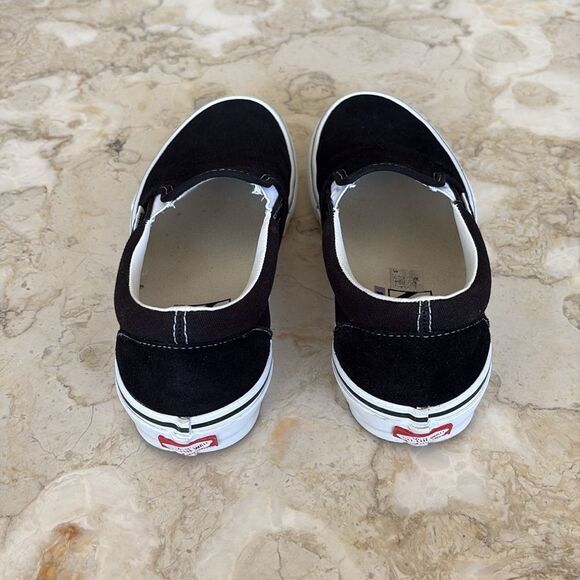 Vans Skate Slip-On Unisex Shoes Black Suede Leather - As New - Picture 6 of 13